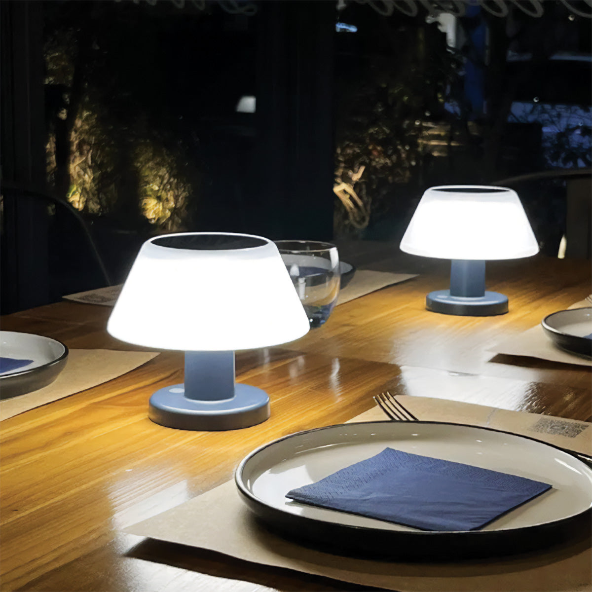 Kumo Solar Table Light