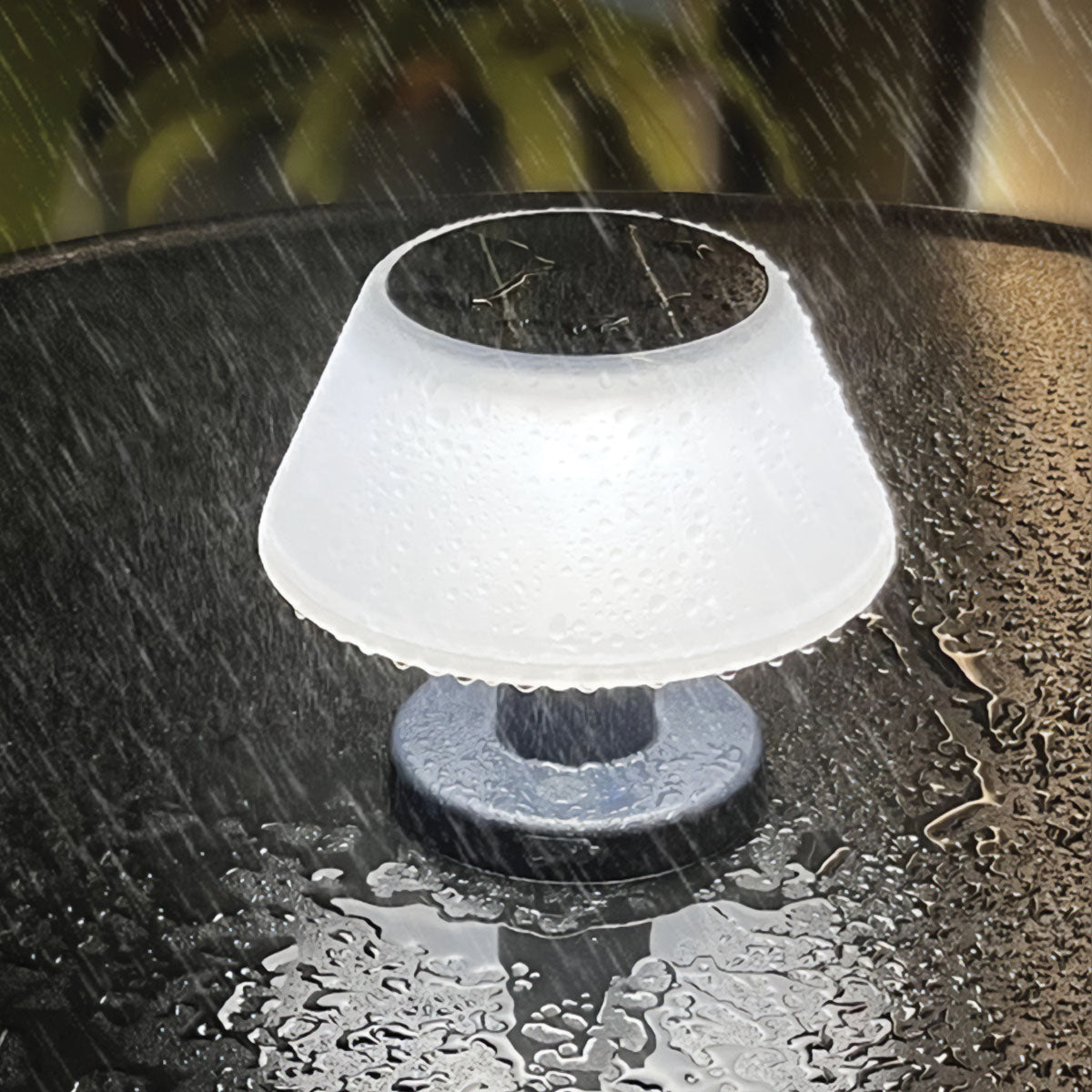 Kumo Solar Table Light