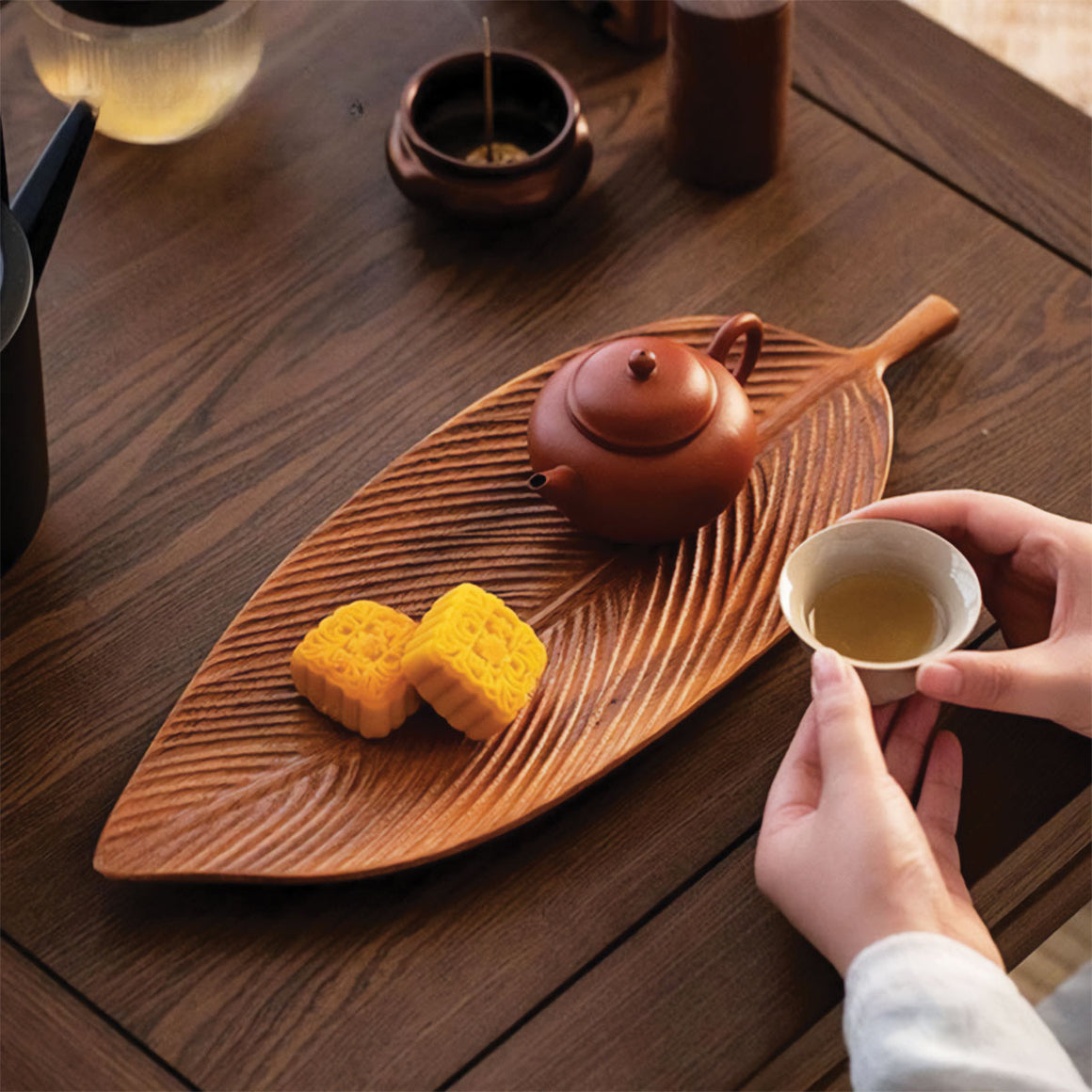 Dark Walnut Leaf Tray