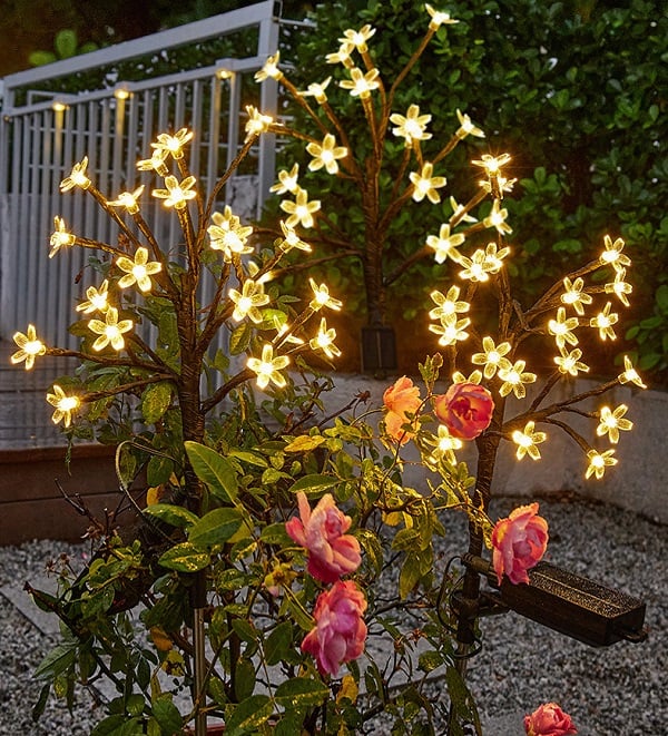 Outdoor Waterproof Cherry Blossom Multicolor Solar Garden Lights